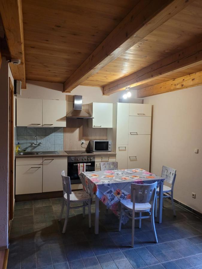 Mohas Vendeghaz Koszeg Mohas Ut 107 Hotel Exterior foto