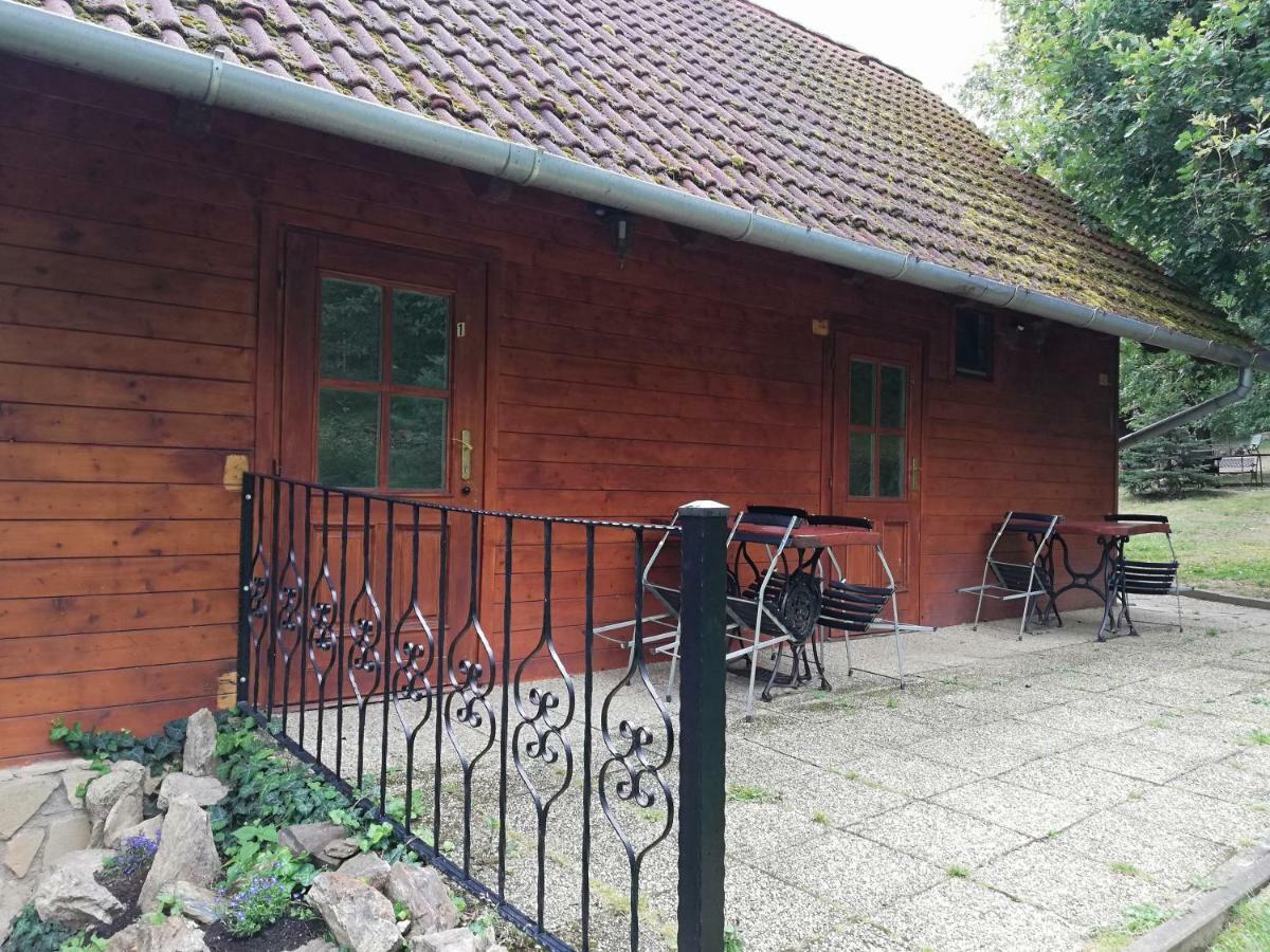 Mohas Vendeghaz Koszeg Mohas Ut 107 Hotel Exterior foto
